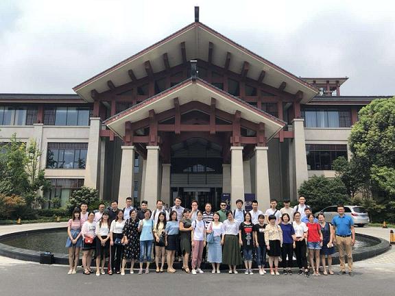 2018年上海泰尼高（现名：上海凡云新材料有限公司）半年会会议圆满闭幕